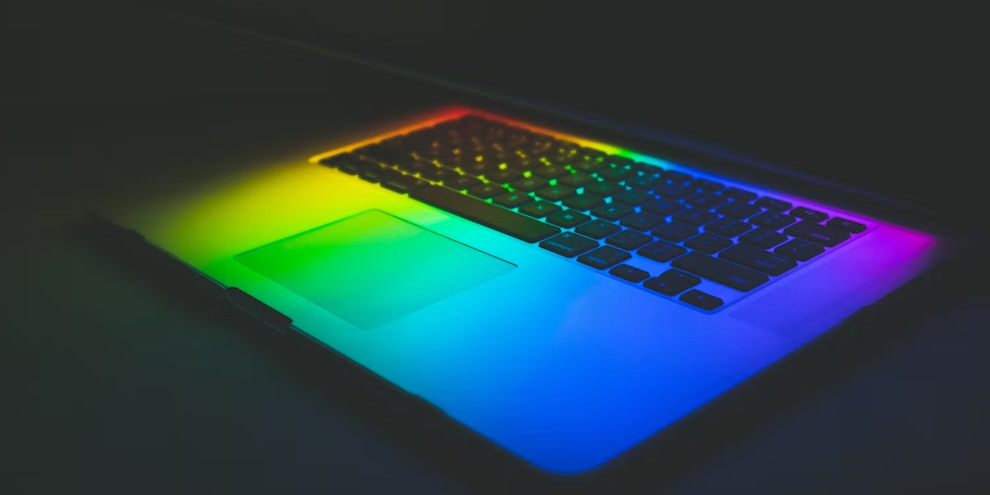 Gay And Lesbian Adults Are Active Bloggers