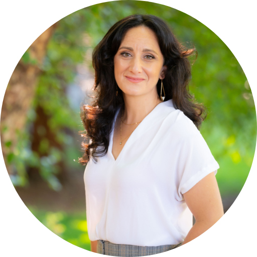 Tovah Paglaro's headshot.