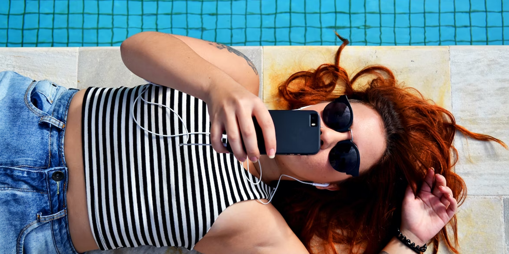 Top summer-specific mobile marketing strategies article image